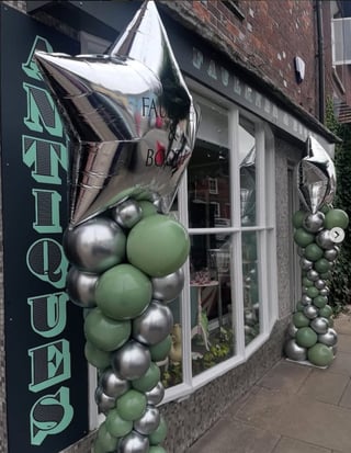 Hungerford - Faulkner Booth - Antique Vintage shop